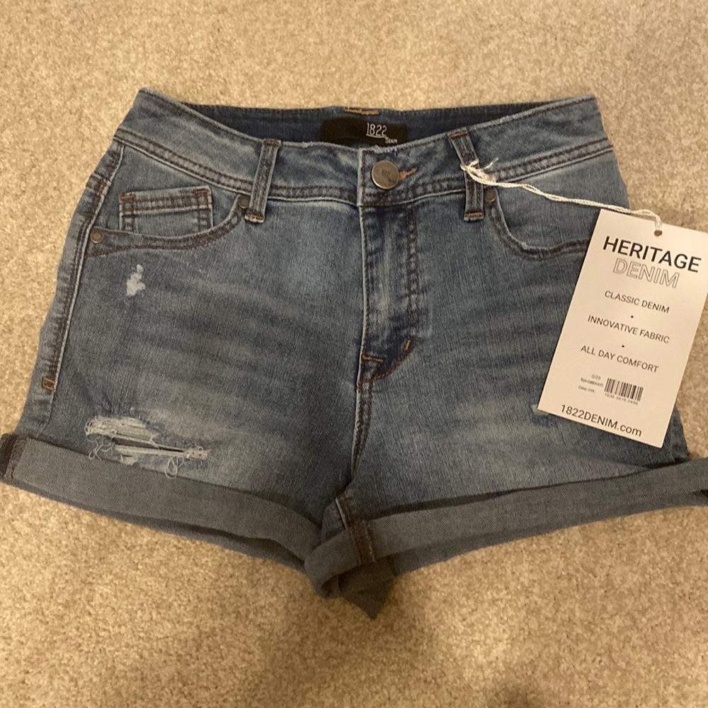 Heritage Denim Short - 1822 Denim - brand new with tags perfect condition!